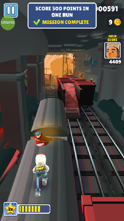 地铁跑酷小鸟金币版本(Subway Surf)